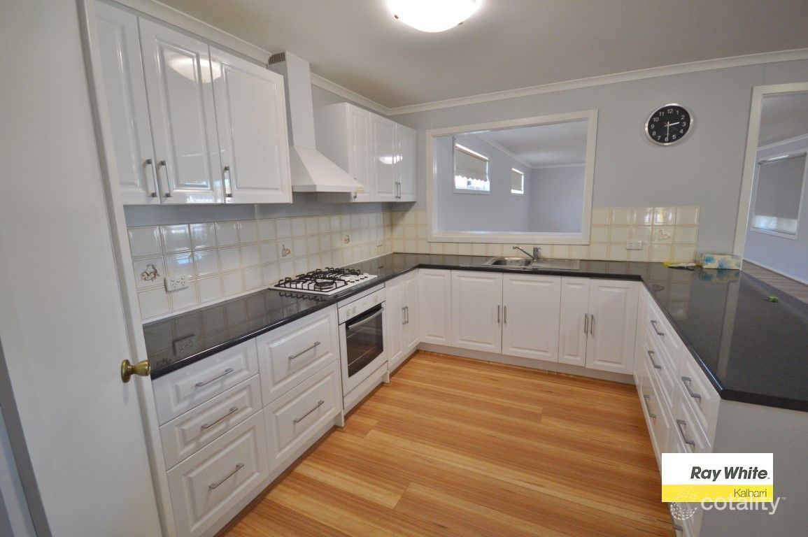 7 Batavia Cir, Kalbarri, WA 6536