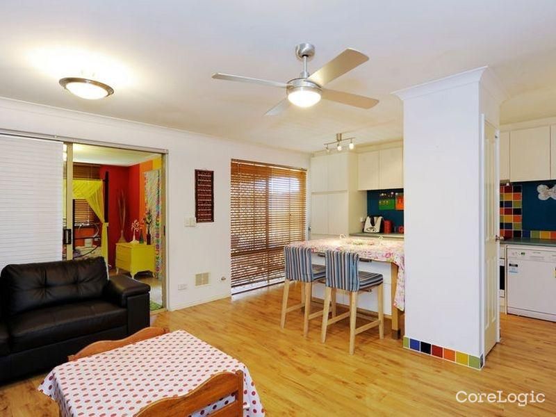 8/11 Merope Cl, Rockingham, WA 6168