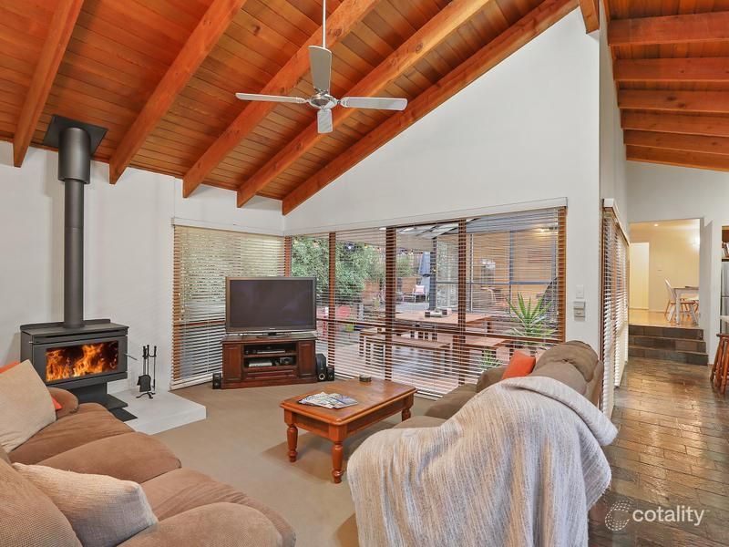 18 Rowan Ct, Belmont, VIC 3216