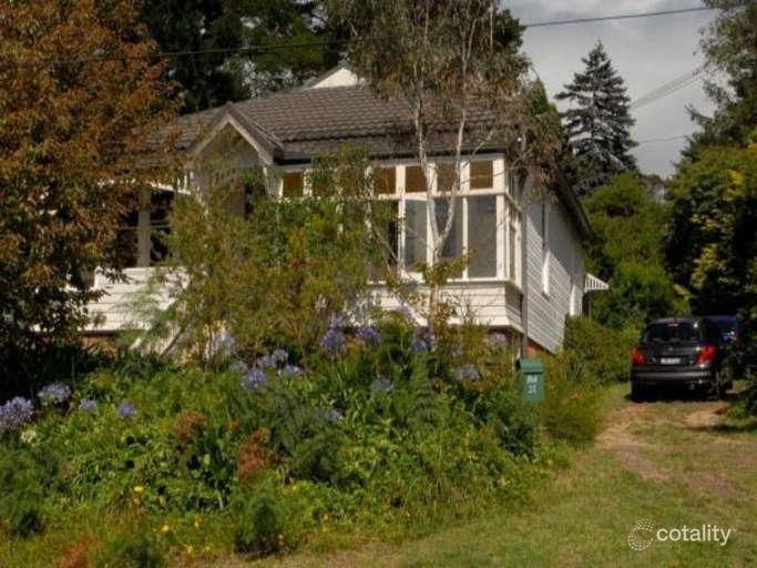 31 Carrington Ave, Katoomba, NSW 2780
