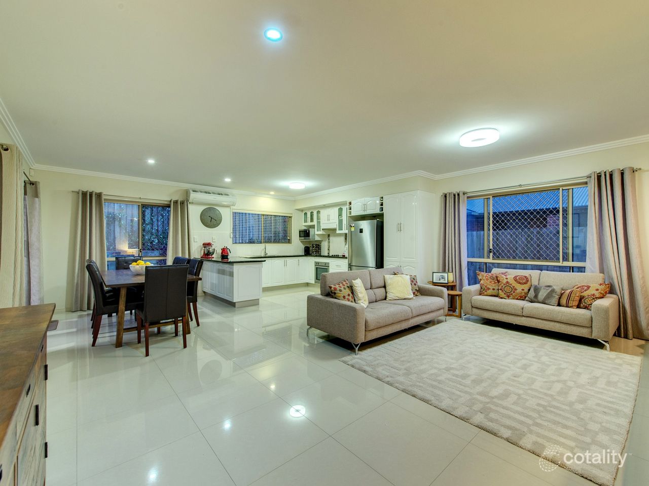 49 Flower Pl, Richlands, QLD 4077