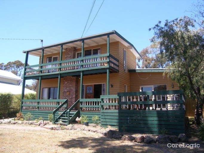 24 Dickinson Gr, Mount Martha, VIC 3934