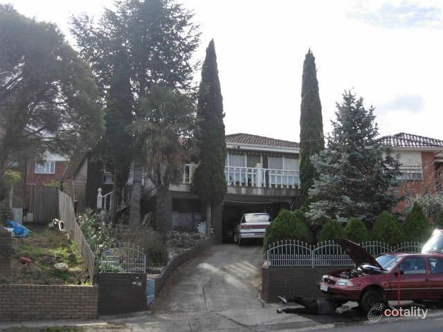 27 Oakpark Dr, Chadstone, VIC 3148