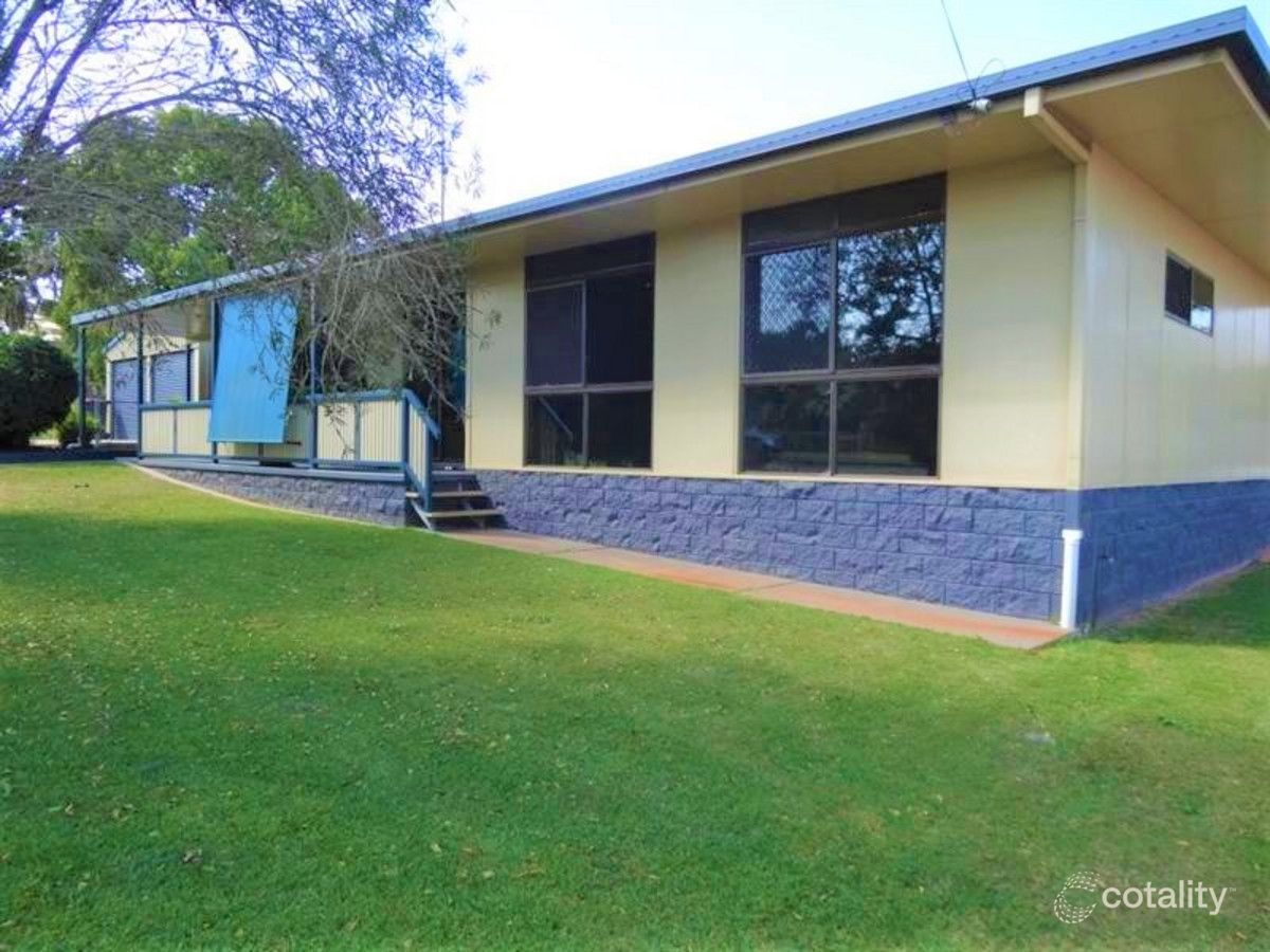 31 Fairview Dr, Kingaroy, QLD 4610