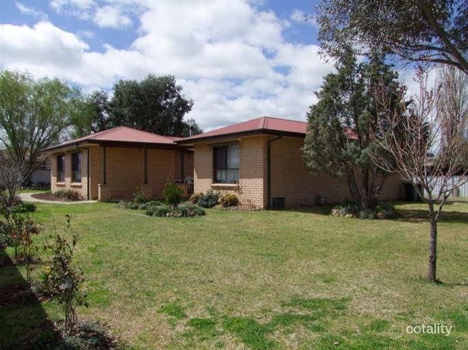 18 Halfpenny Dr, Kelso, NSW 2795