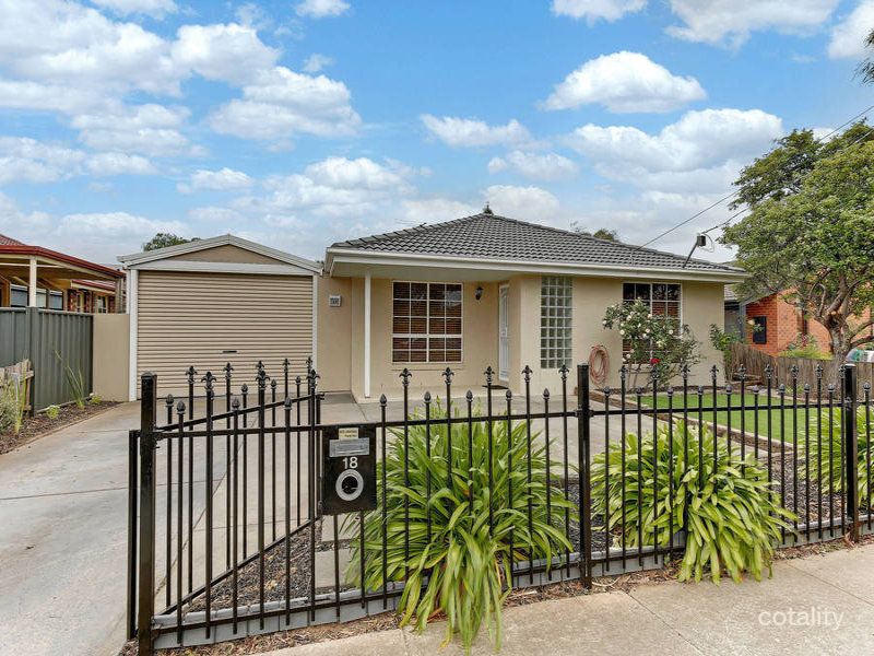 18 Valewood Dr, Wyndham Vale, VIC 3024