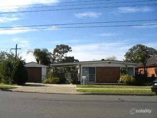39 Georges Cres, Georges Hall, NSW 2198