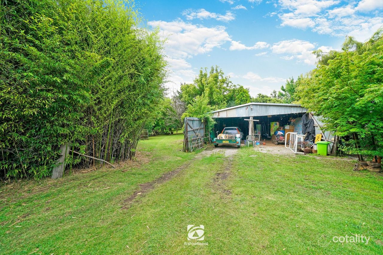 220 Montpelier Dr, The Oaks, NSW 2570