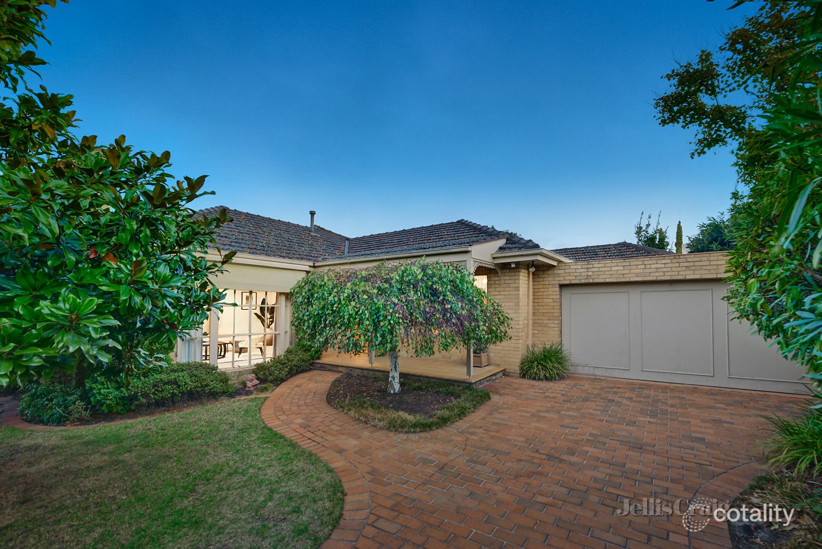 38 Service St, Hampton, VIC 3188