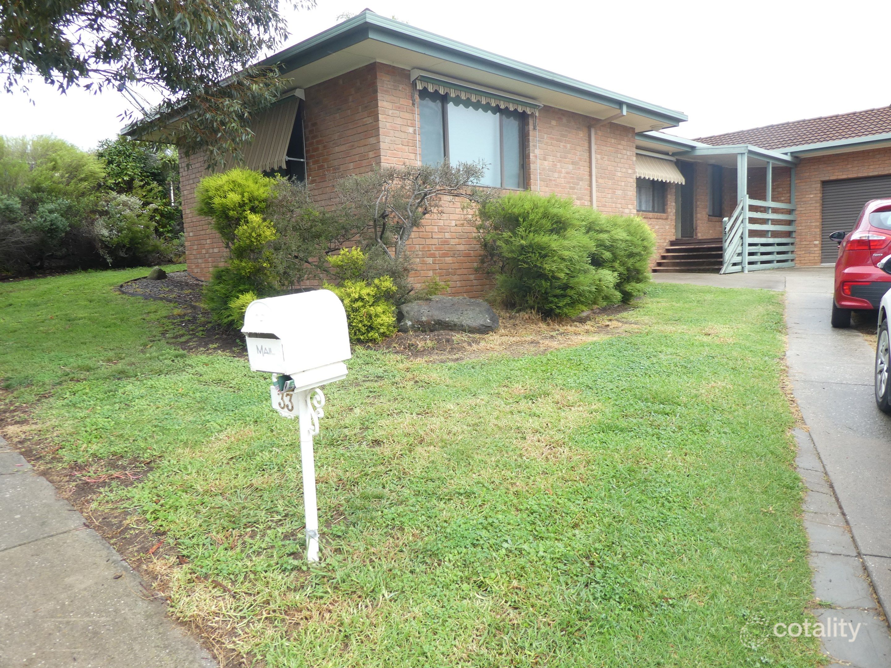 33 Webb Ave, Seymour, VIC 3660