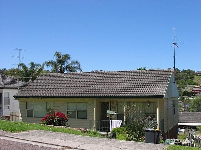 17 Illawarra Ave, Cardiff, NSW 2285