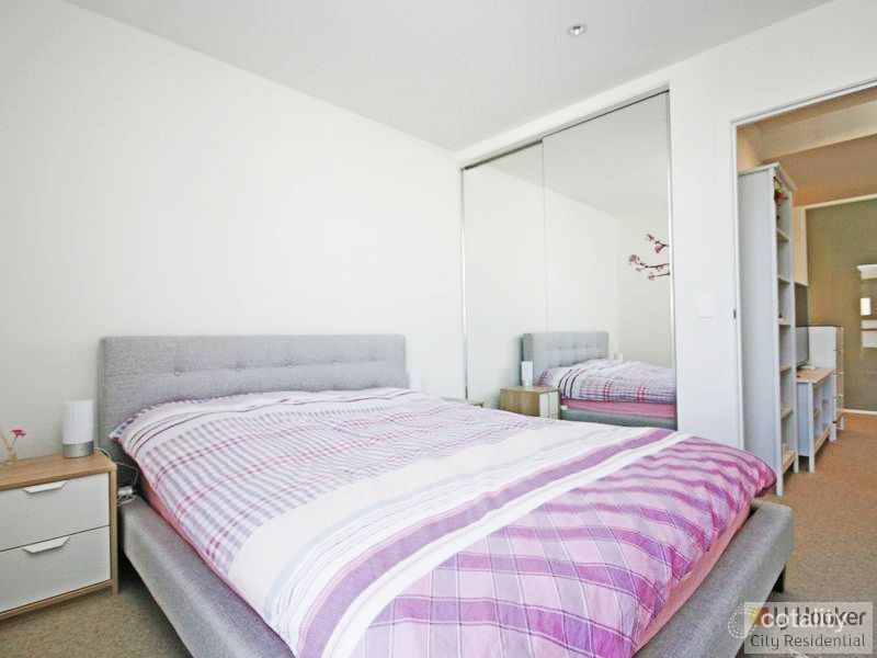 218/11 Bond St, Caulfield North, VIC 3161