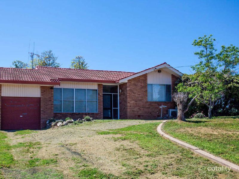 28 Marsh St, Wellington, NSW 2820