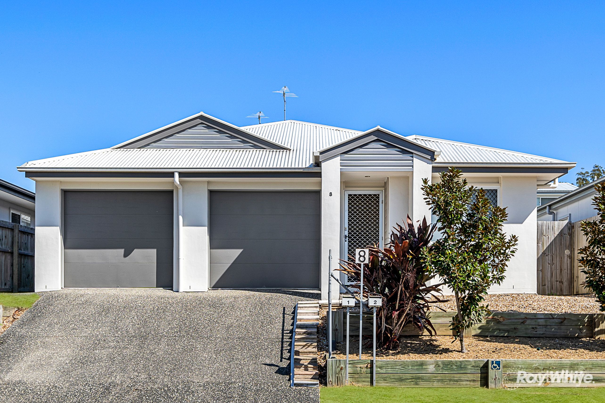 8 Waheed St, Marsden, QLD 4132