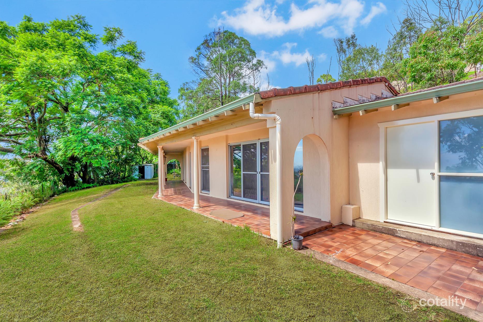 152 Wongawallan Dr, Wongawallan, QLD 4210