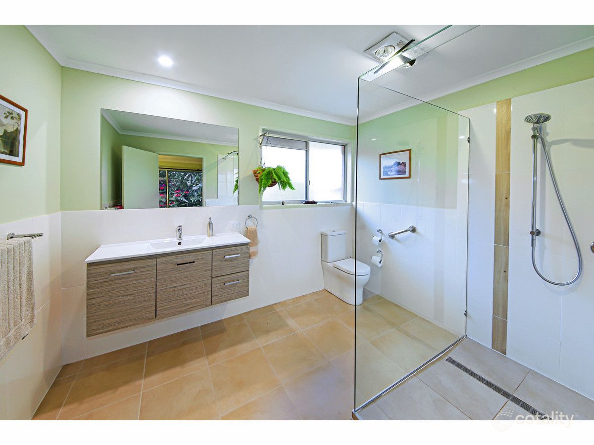 11 Warruga St, Mapleton, QLD 4560