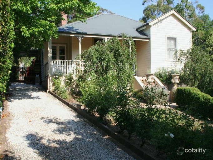 18 Holly St, Bowral, NSW 2576