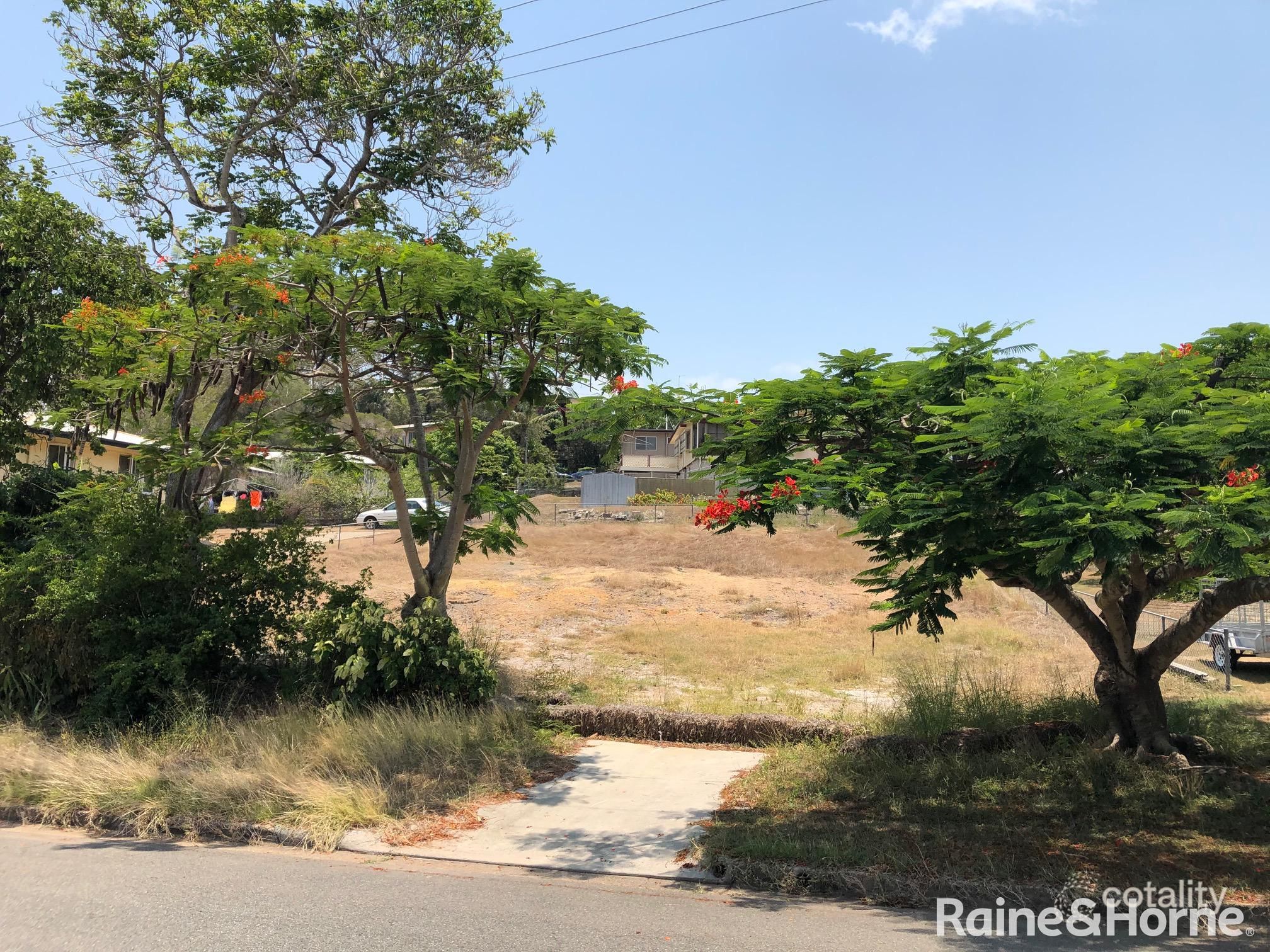 40 Mellefont St, West Gladstone, QLD 4680