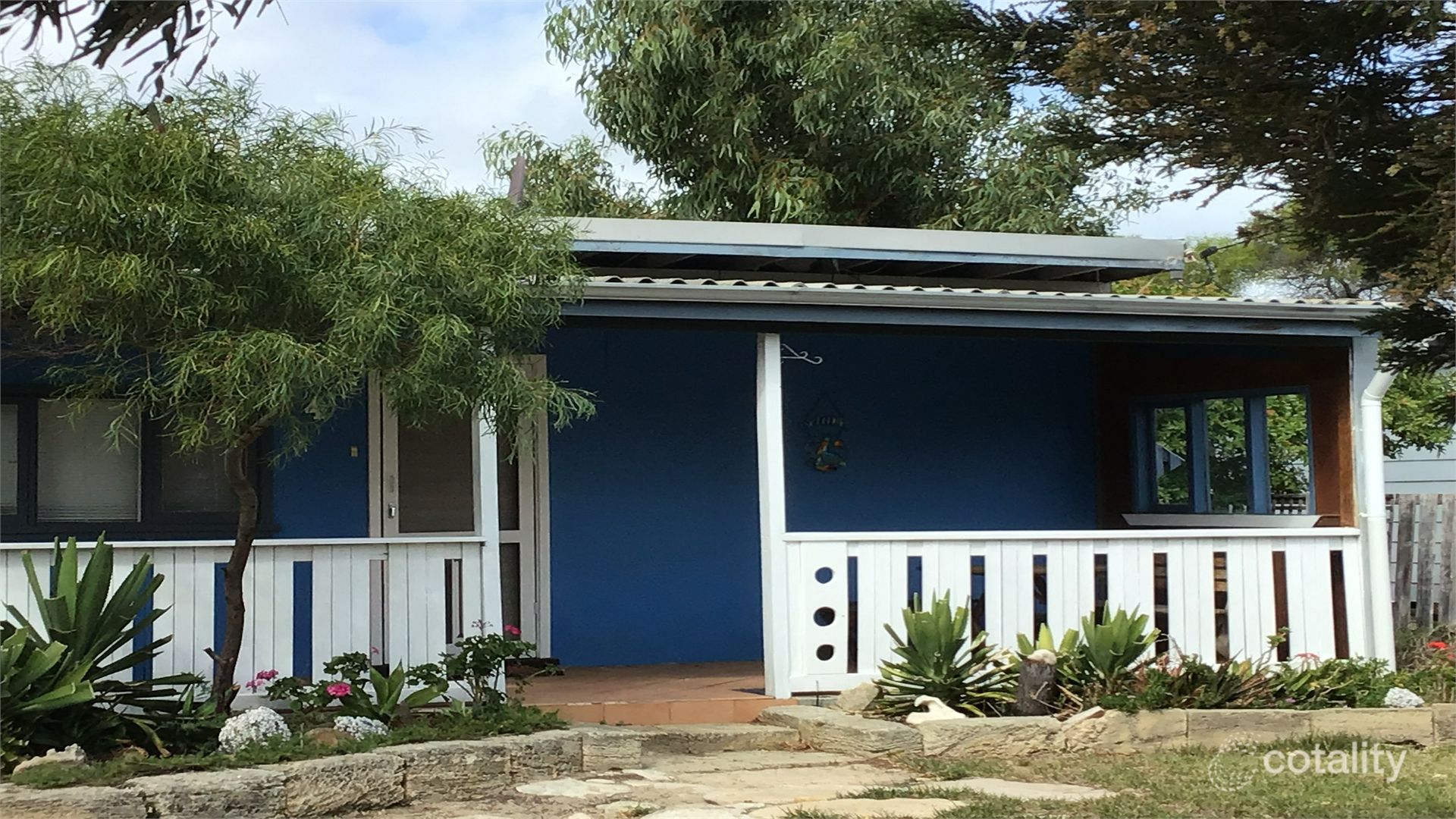 4 Battersby Rd, Green Head, WA 6514