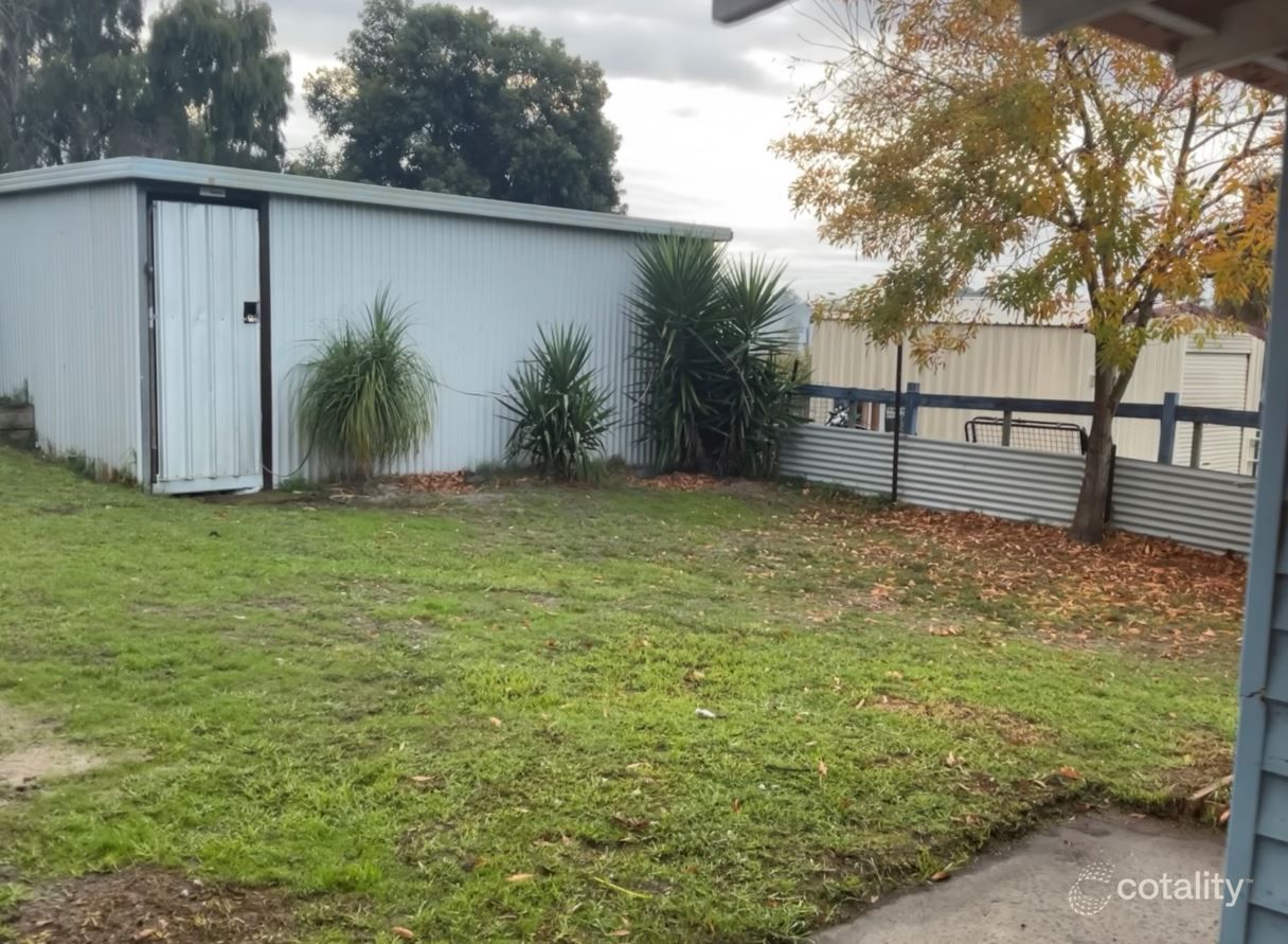 10 Moore St, Collie, WA 6225