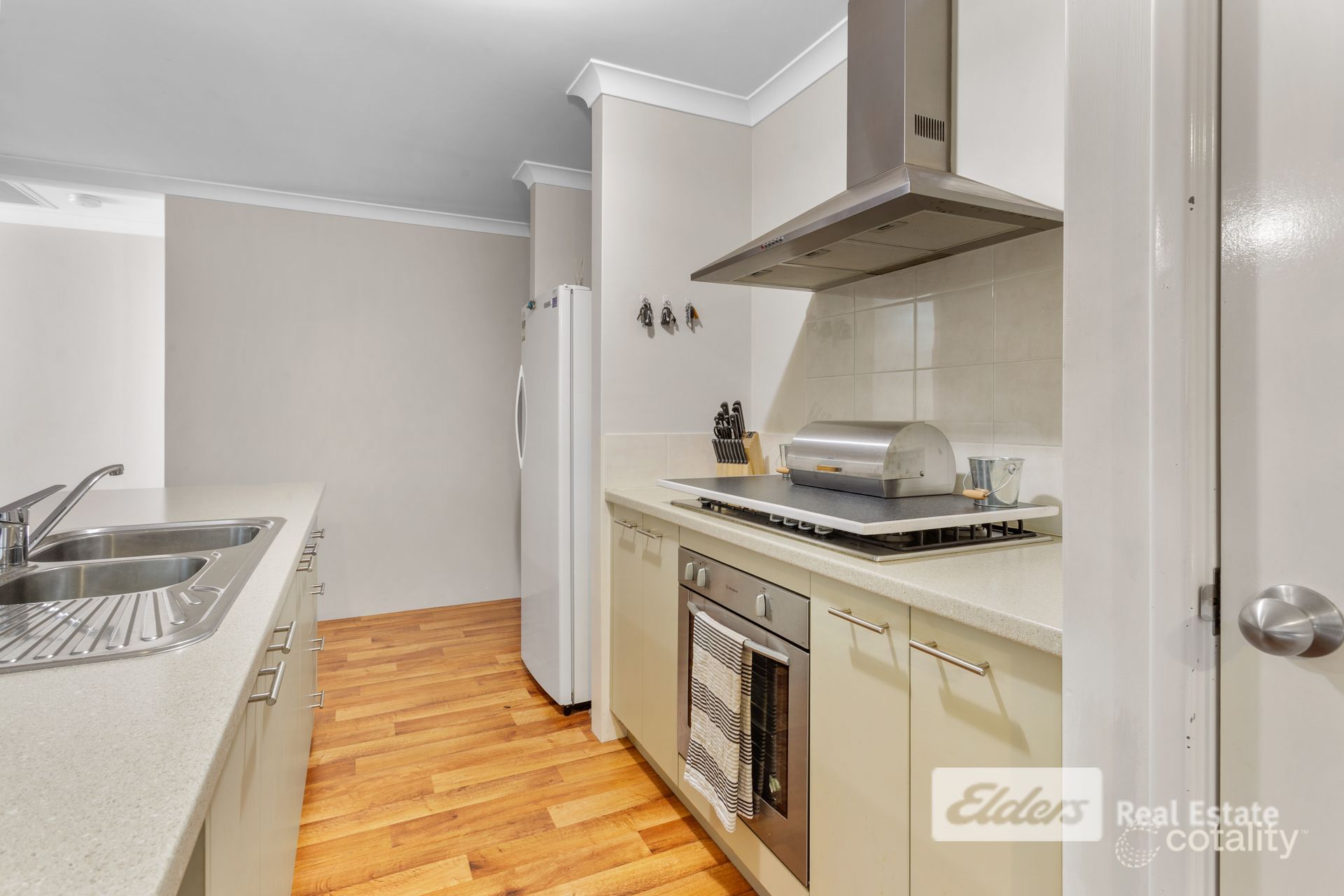 14 Birch Pl, Collie, WA 6225