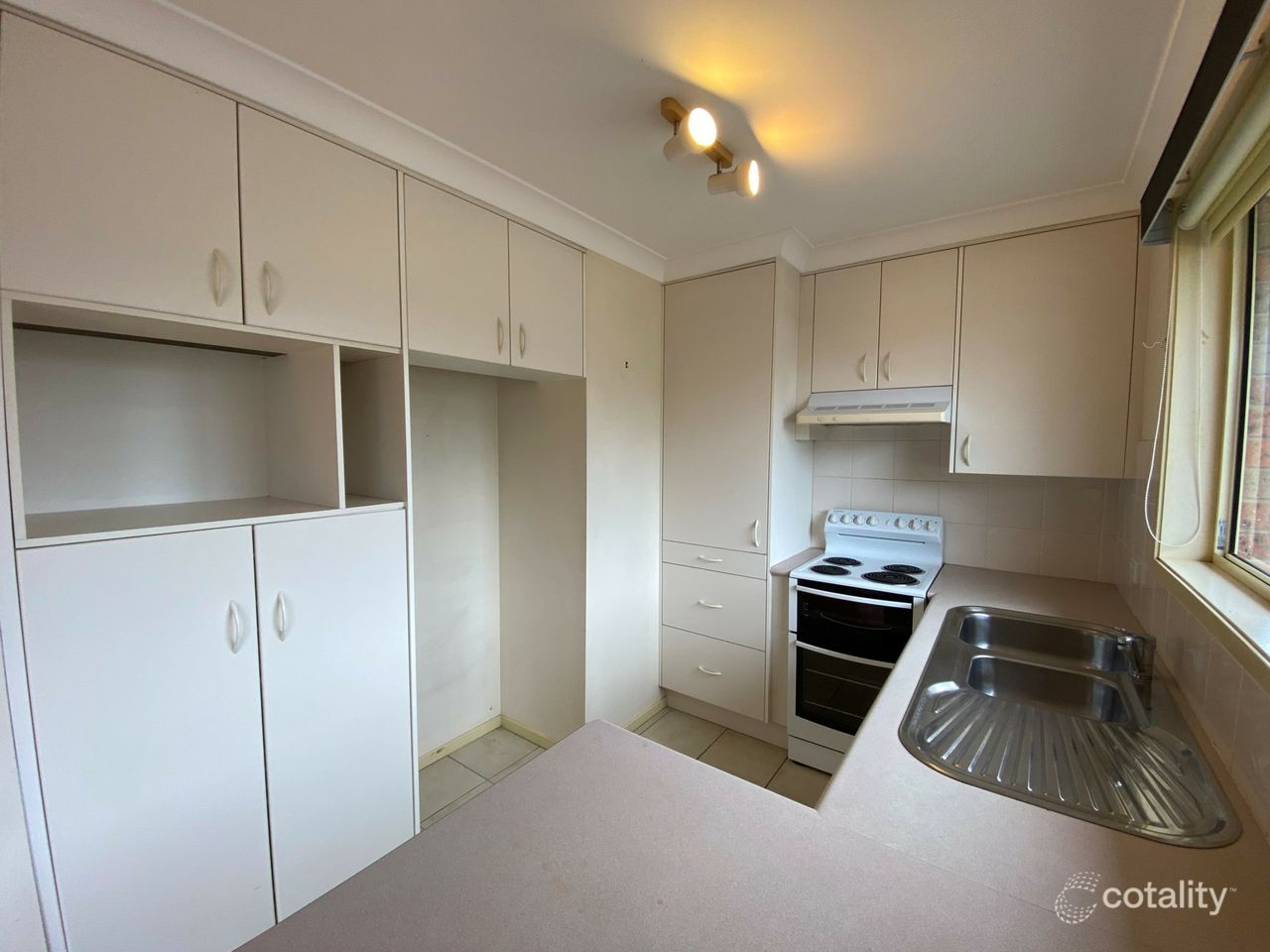 35a St James Ave, Berkeley Vale, NSW 2261