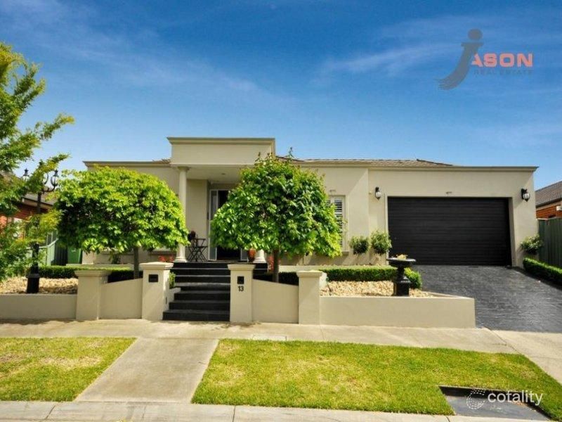 13 Gatehouse Dr, Attwood, VIC 3049