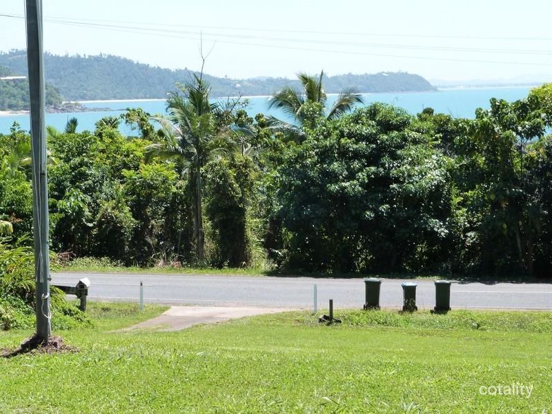 34 Alexander Dr, Mission Beach, QLD 4852