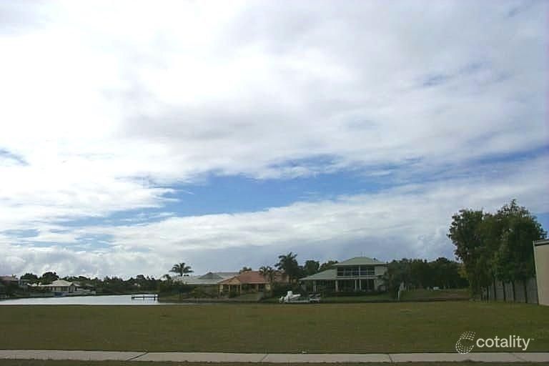 31 Shorehaven Dr, Noosaville, QLD 4566