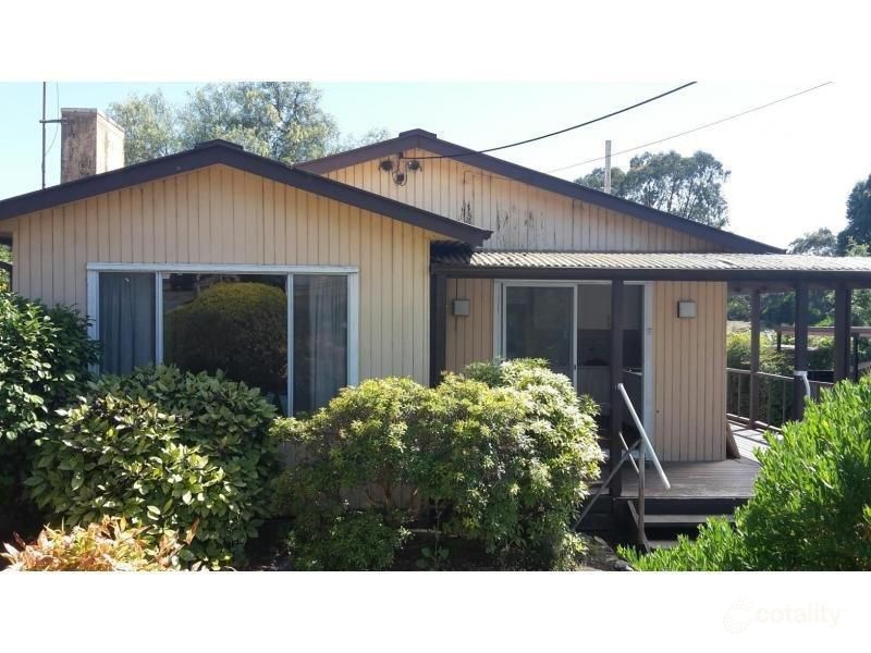 6 Koornalla St, Newborough, VIC 3825