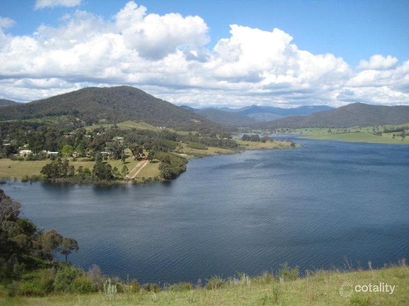 20 Jenkin Rd, Macs Cove, VIC 3723