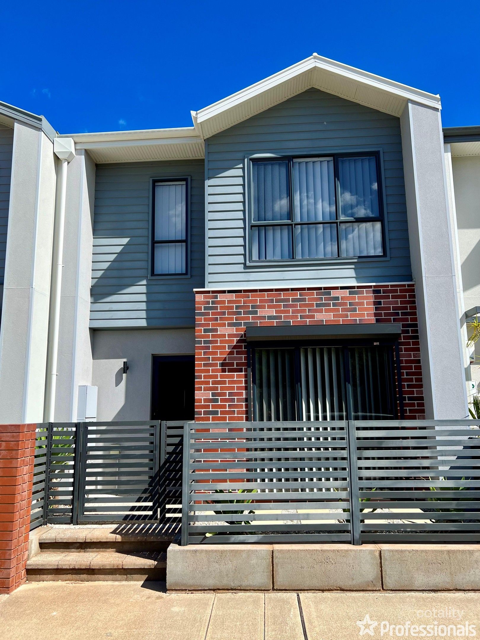 587 Farrall Rd, Midvale, WA 6056