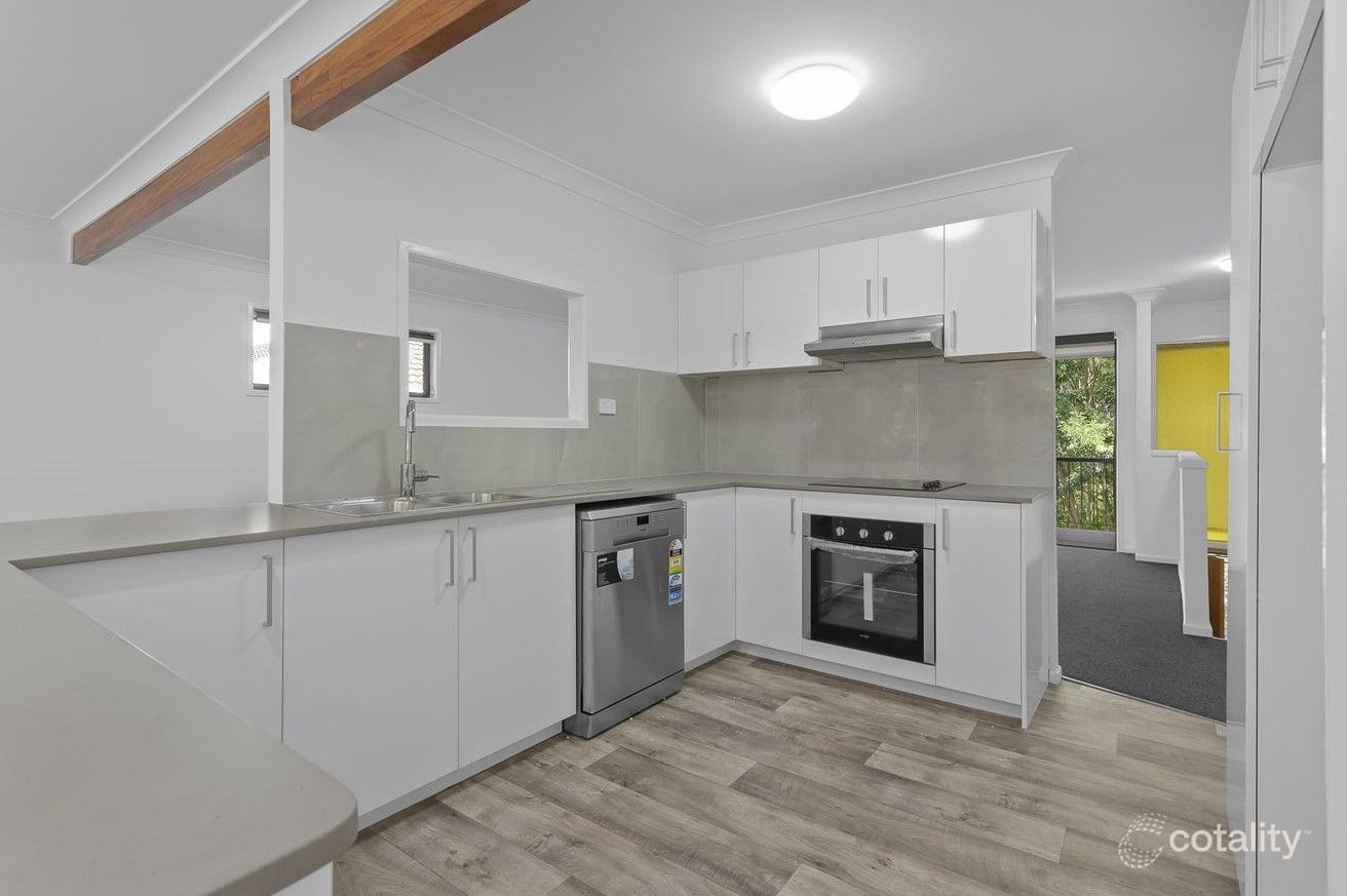 15 Spinnaker St, Jamboree Heights, QLD 4074