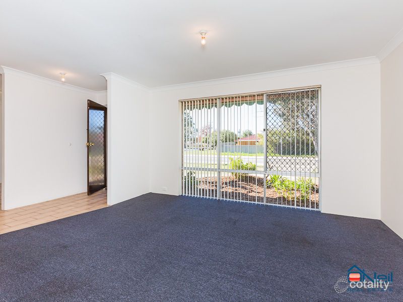 181 Cammillo Rd, Kelmscott, WA 6111