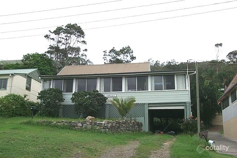 36 Stewart St, Crescent Head, NSW 2440