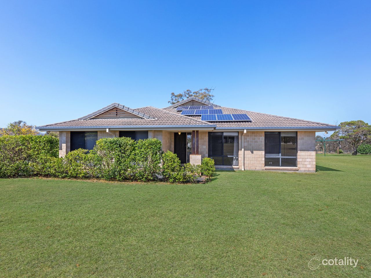 32 Pat Slattery Pl, Lowood, QLD 4311