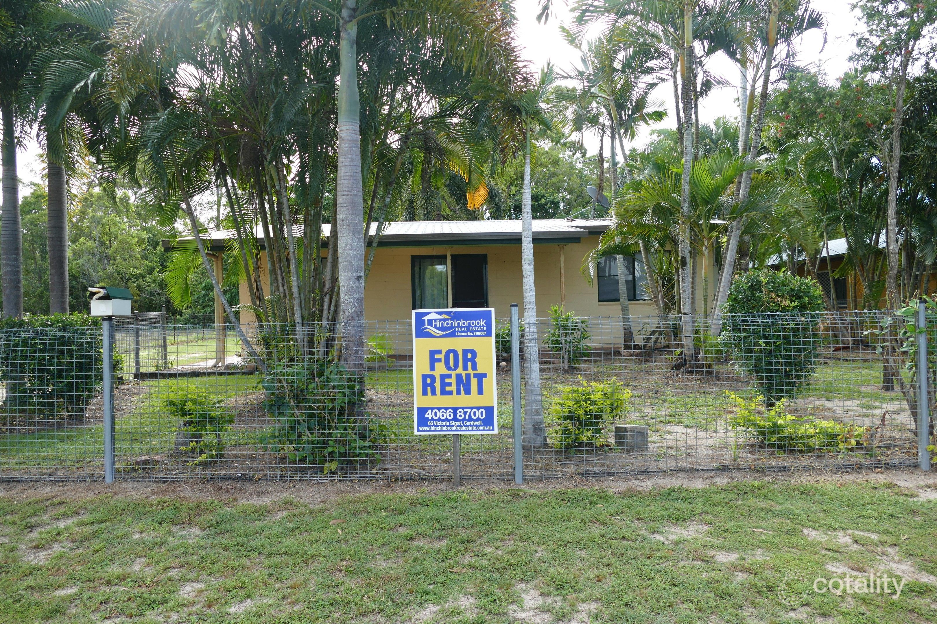 4 Feist Cl, Cardwell, QLD 4849