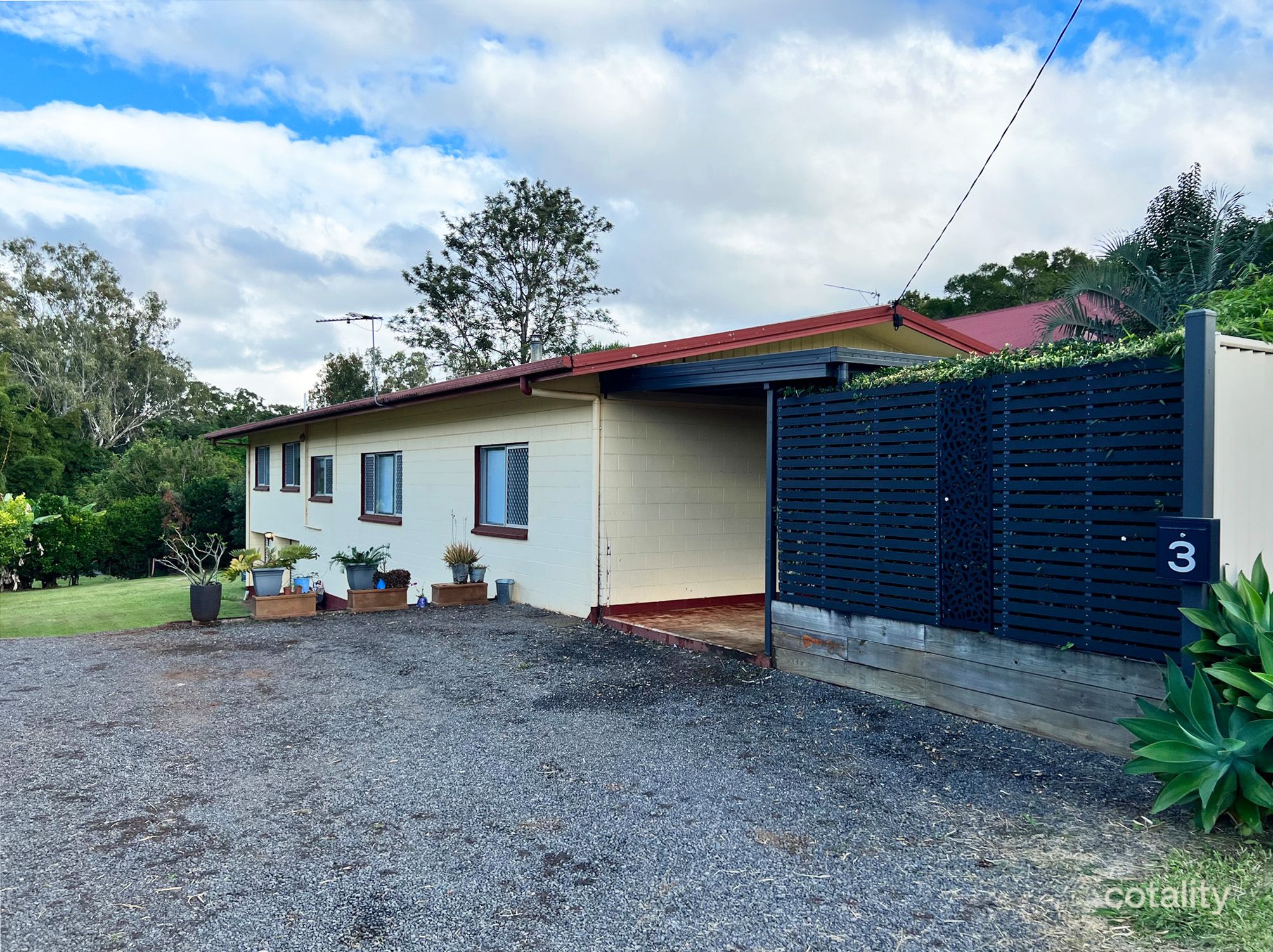 3 Golf Links Rd, Atherton, QLD 4883