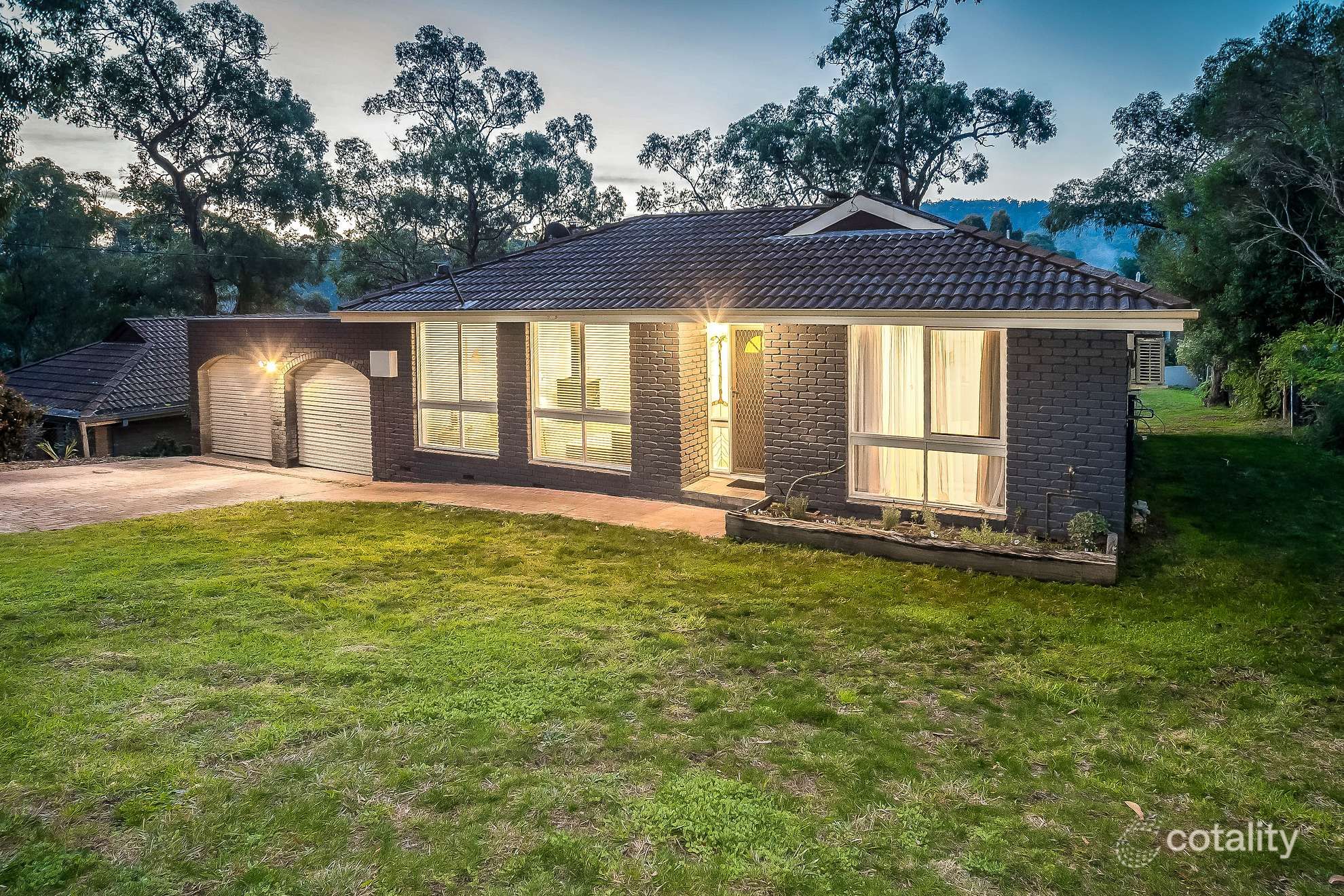 13 Effie Ave, Upwey, VIC 3158