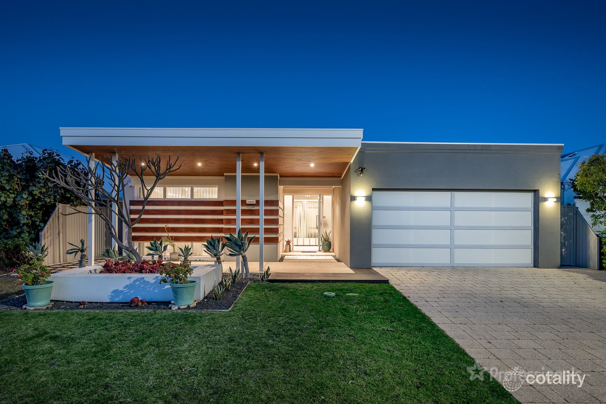 16 Gangway Turn, Alkimos, WA 6038