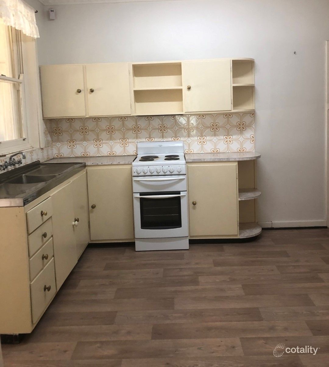 5 Charles St, Katanning, WA 6317