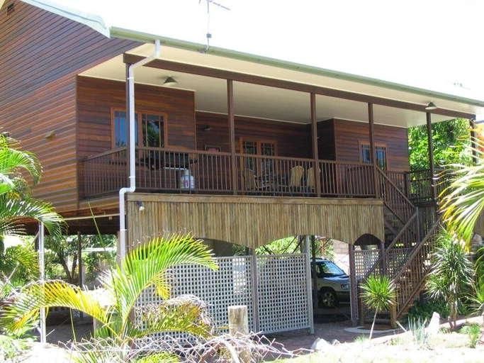 24 Marine Pde, Arcadia, QLD 4819