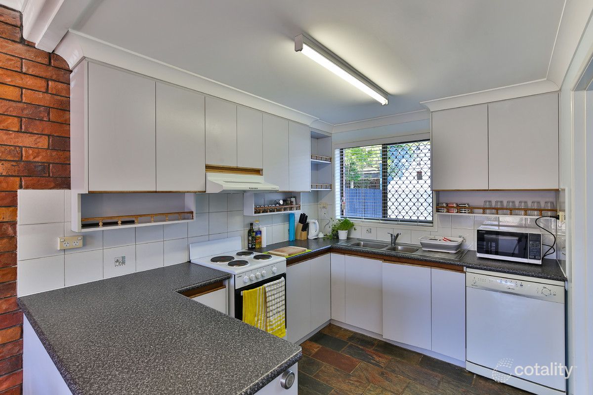 2/226 Hume St, South Toowoomba, QLD 4350