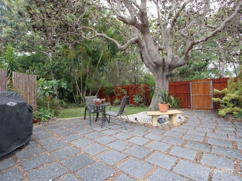 48 Deagon Dr, Runaway Bay, QLD 4216