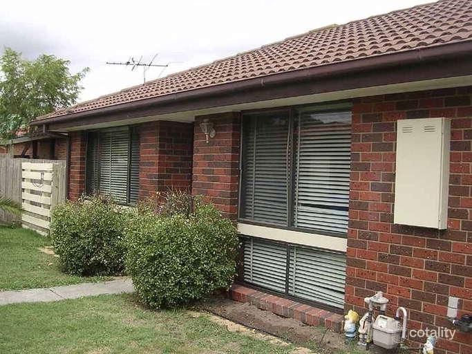 3/4 Fairfield St, Cranbourne, VIC 3977