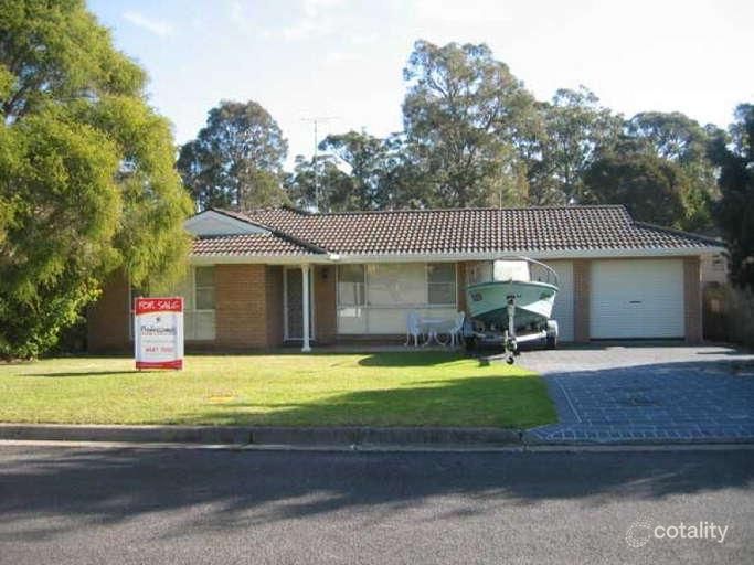 13 Waddell St, Huskisson, NSW 2540