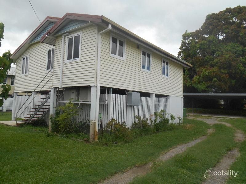 63 Roberts St, Hermit Park, QLD 4812