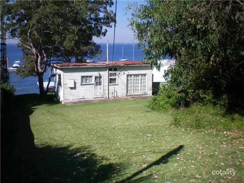 167 Fishing Point Rd, Fishing Point, NSW 2283