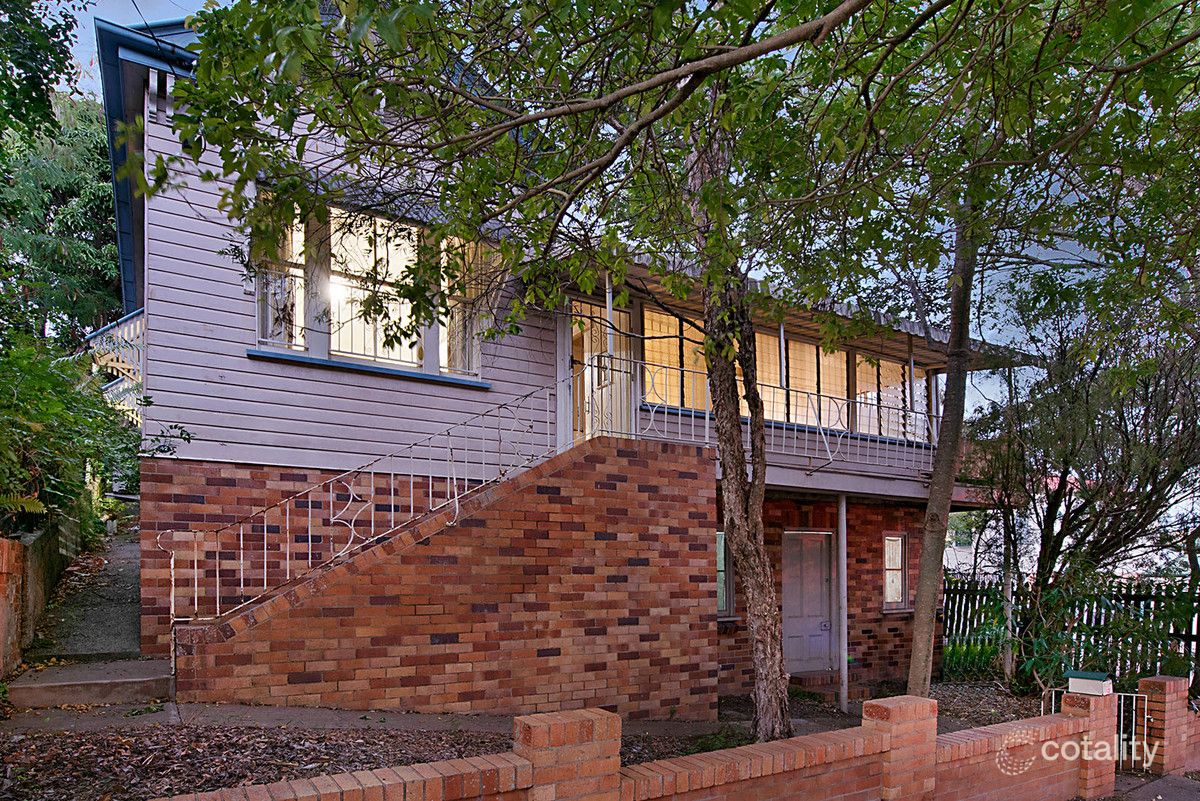 42 Blakeney St, Highgate Hill, QLD 4101