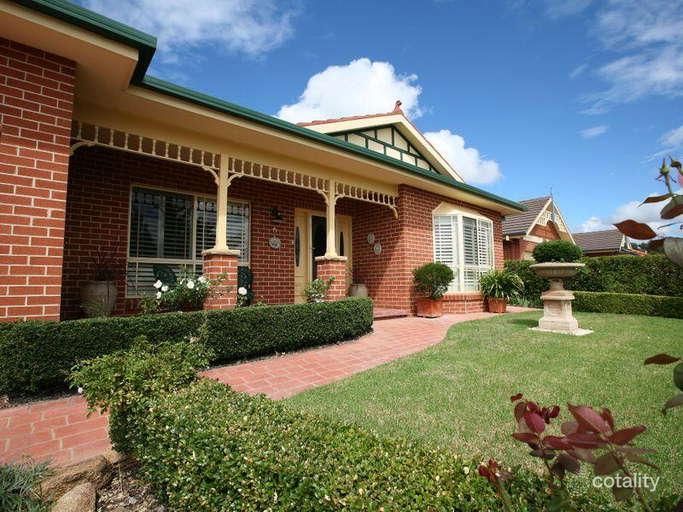 6 Hargrave Ave, Lloyd, NSW 2650